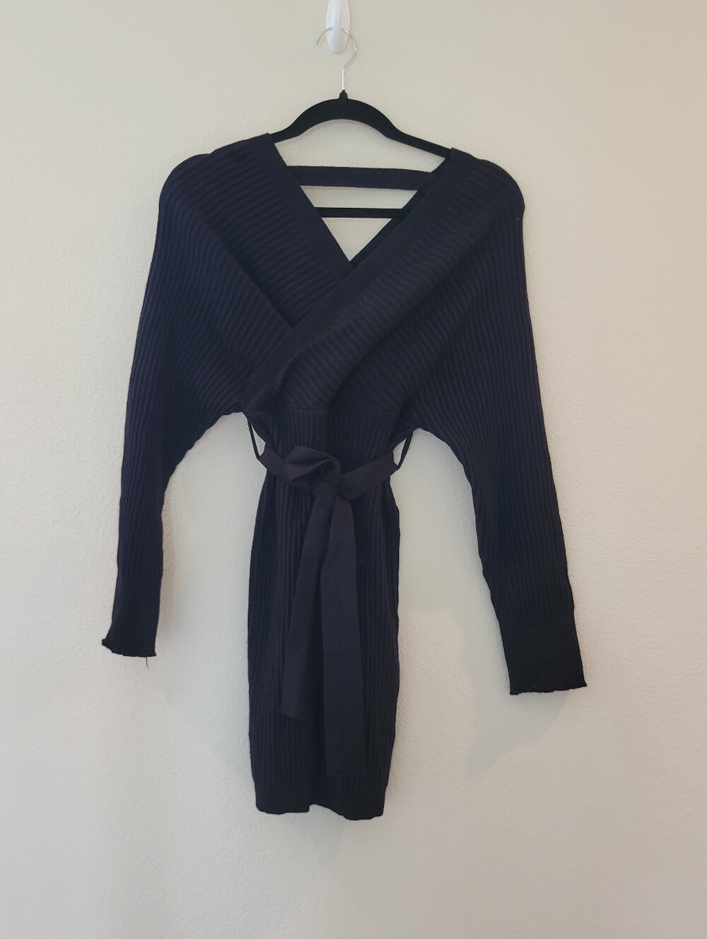 Windsor Black Ribbed Wrap Stretchy Sweater Dress with Tie Ladies Large.